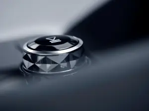 Polestar 2 2023 - Foto - 27