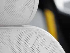 Polestar 2 2023 - Foto - 35