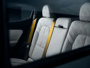 Polestar 2 2023 - Foto - 47