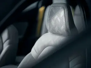 Polestar 2 2023 - Foto - 33