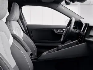 Polestar 2 2023 - Foto - 24
