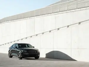 Polestar 2 2023 - Foto - 53