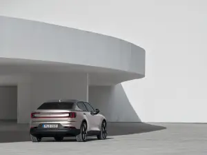 Polestar 2 2023 - Foto - 45