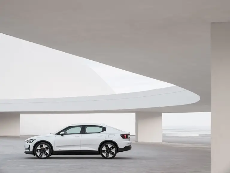 Polestar 2 2023 - Foto - 70