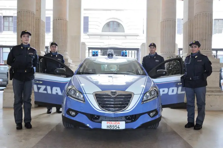 Polizia di Stato - Nuove auto Reparto prevenzione crimine - 1
