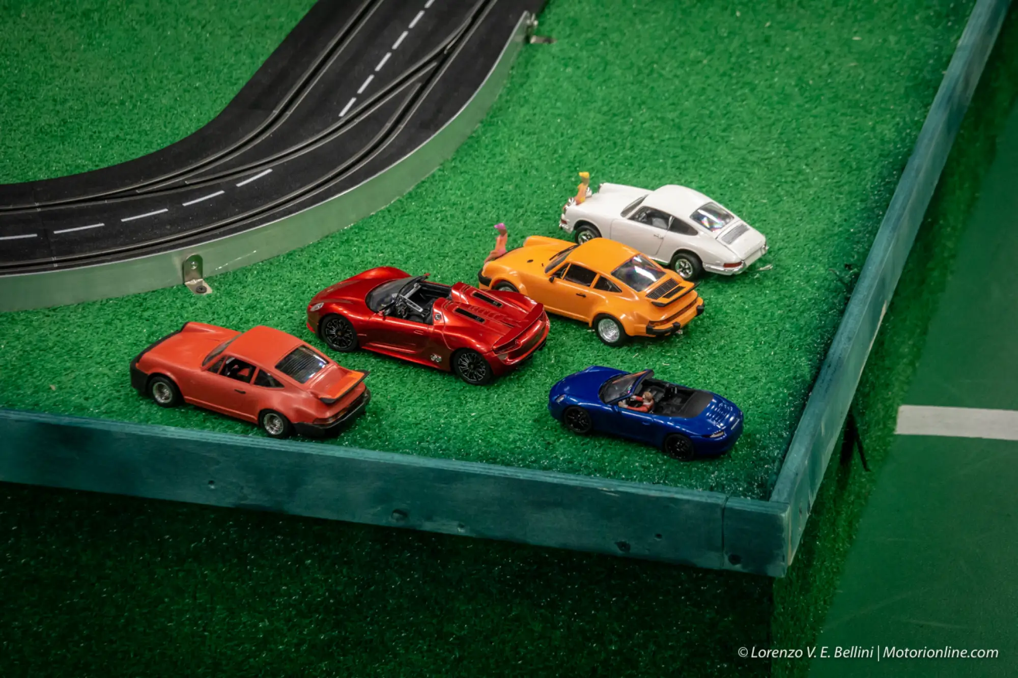 Porsch e Carrera Toys - Beneficienza all'Ospedale Niguarda - 1