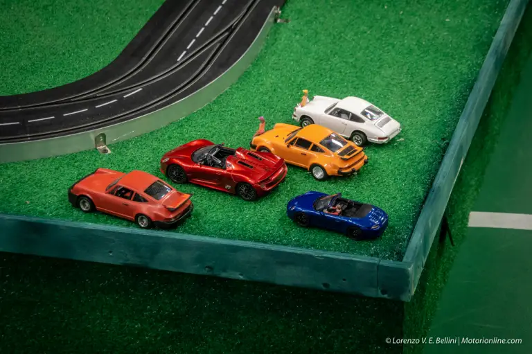 Porsch e Carrera Toys - Beneficienza all'Ospedale Niguarda - 1