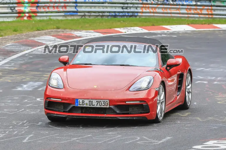 Porsche 718 Boxster GTS - Foto spia 20-07-2017 - 1