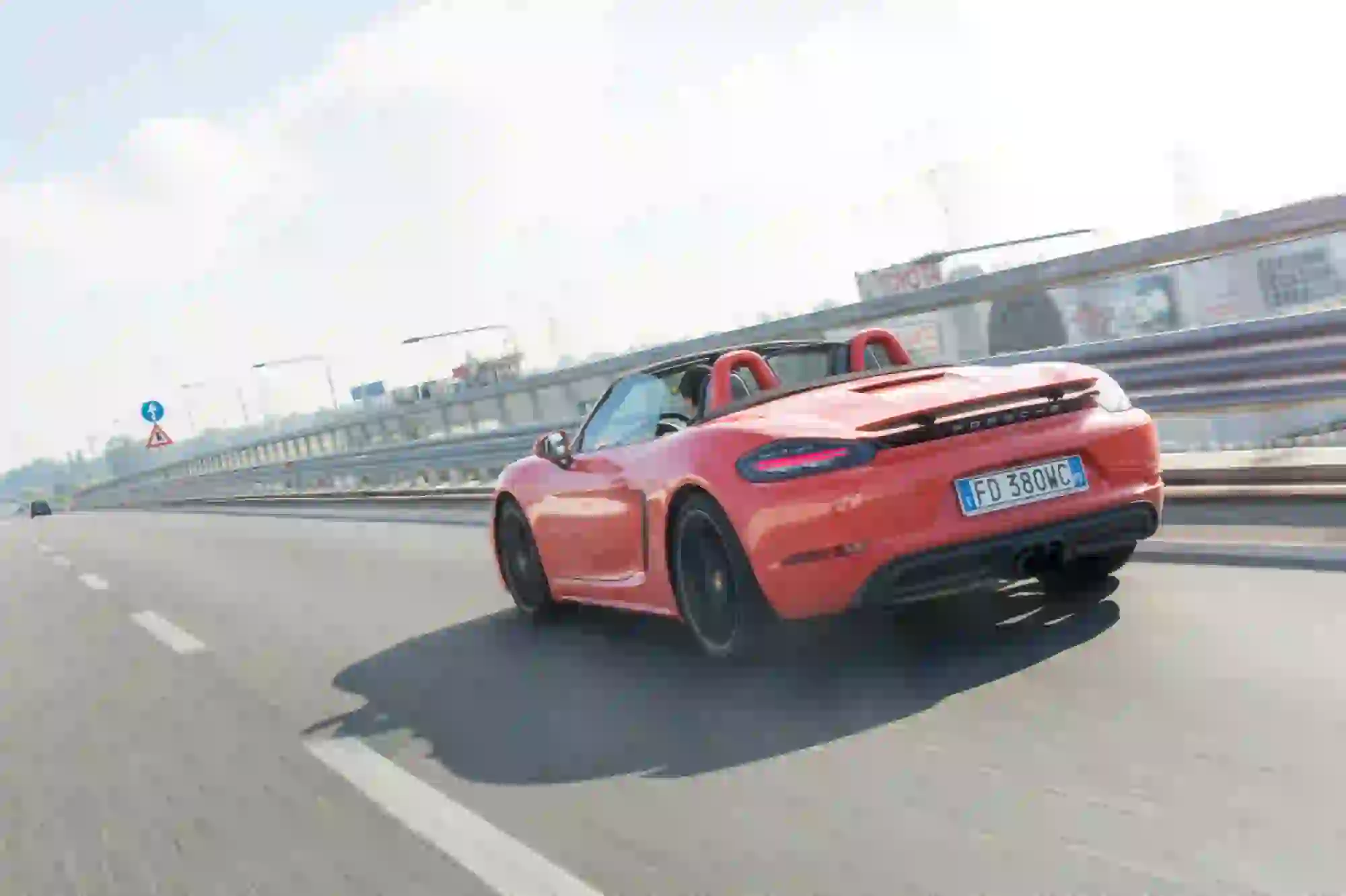 Porsche 718 Boxster S Prova su Strada 2016 - 32