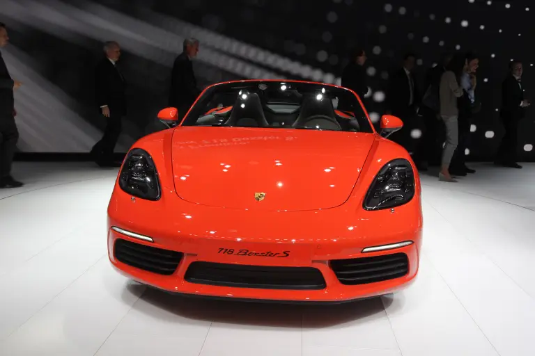 Porsche 718 Boxster S - Salone di Ginevra 2016 - 7