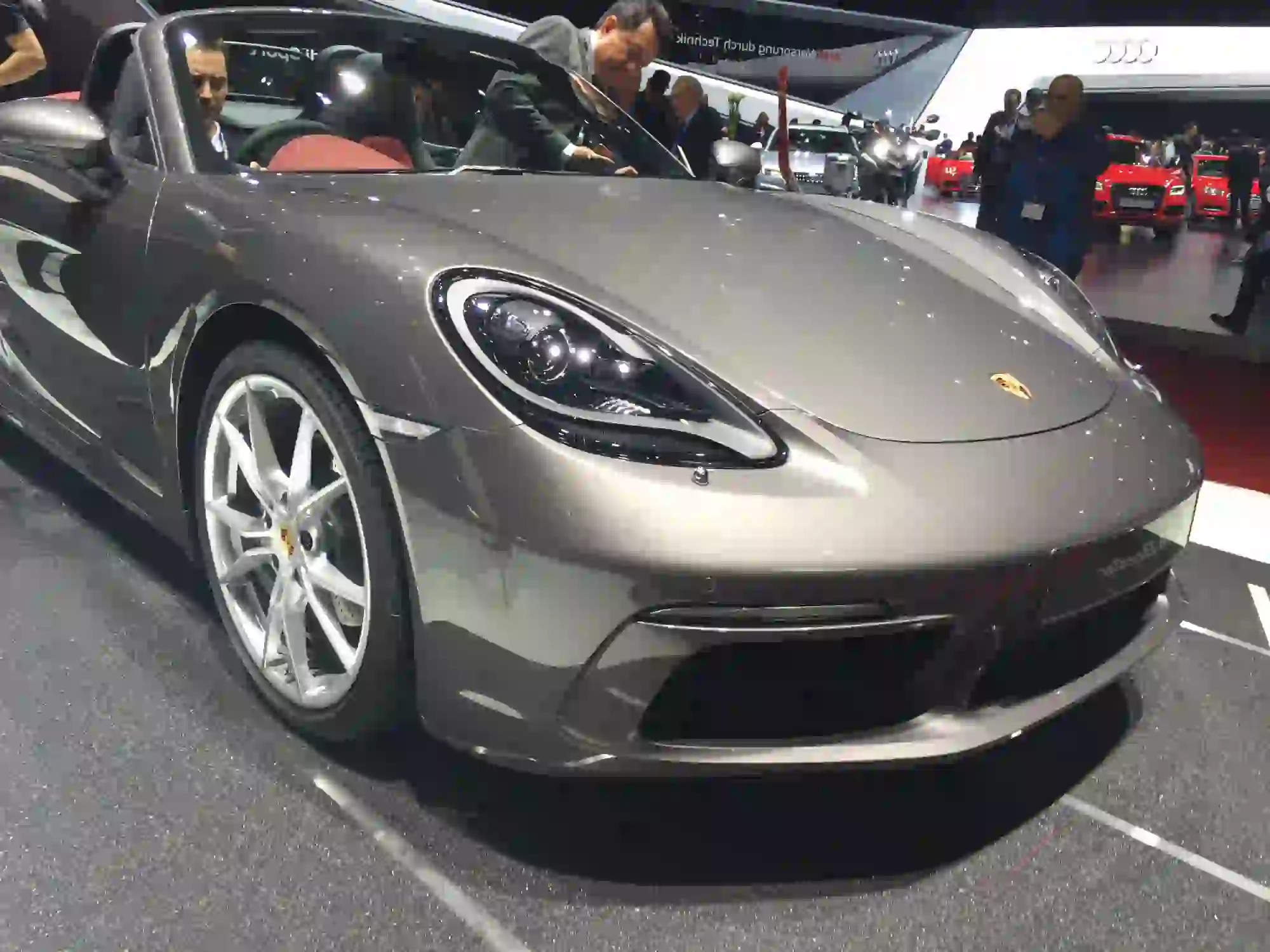 Porsche 718 Boxster - Salone di Ginevra 2016 - 3