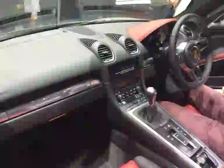 Porsche 718 Boxster - Salone di Ginevra 2016 - 5