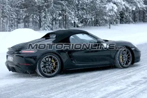 Porsche 718 Boxster Spyder foto spia 2 febbraio 2018 - 6