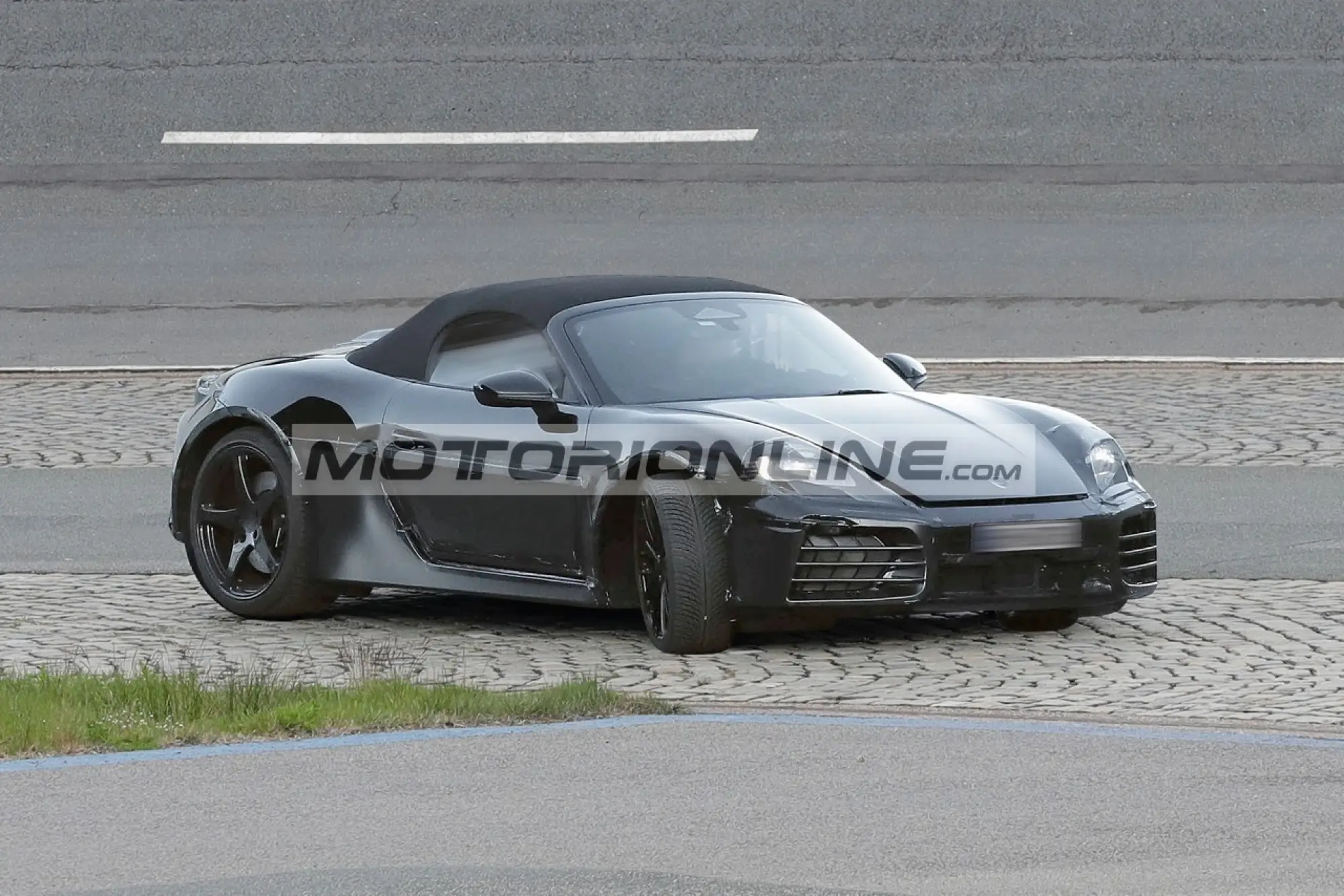 Porsche 718 Boxter - Foto spia 9-11-2022 - 2