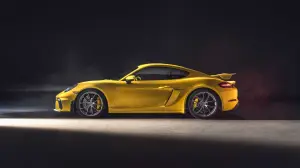Porsche 718 Cayman GT4 2020 e 718 Spyder 2020