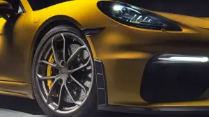 Porsche 718 Cayman GT4 2020 e 718 Spyder 2020