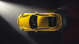 Porsche 718 Cayman GT4 2020 e 718 Spyder 2020