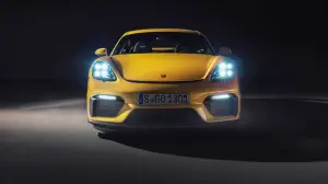 Porsche 718 Cayman GT4 2020 e 718 Spyder 2020