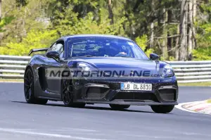 Porsche 718 Cayman GT4 2020 - Foto spia 23-5-2019 - 2