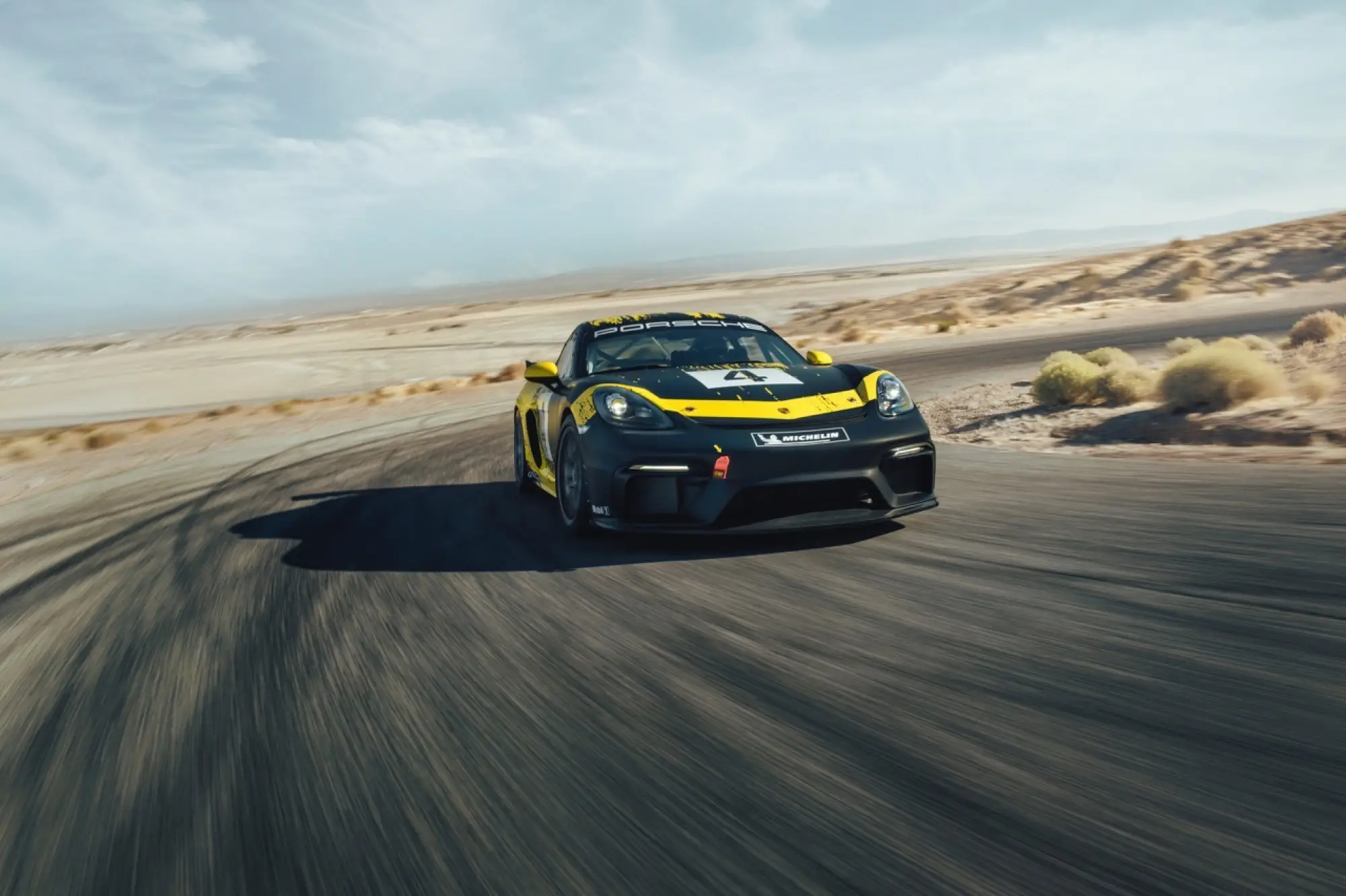 Porsche 718 Cayman GT4 Clubsport 2019 - 10