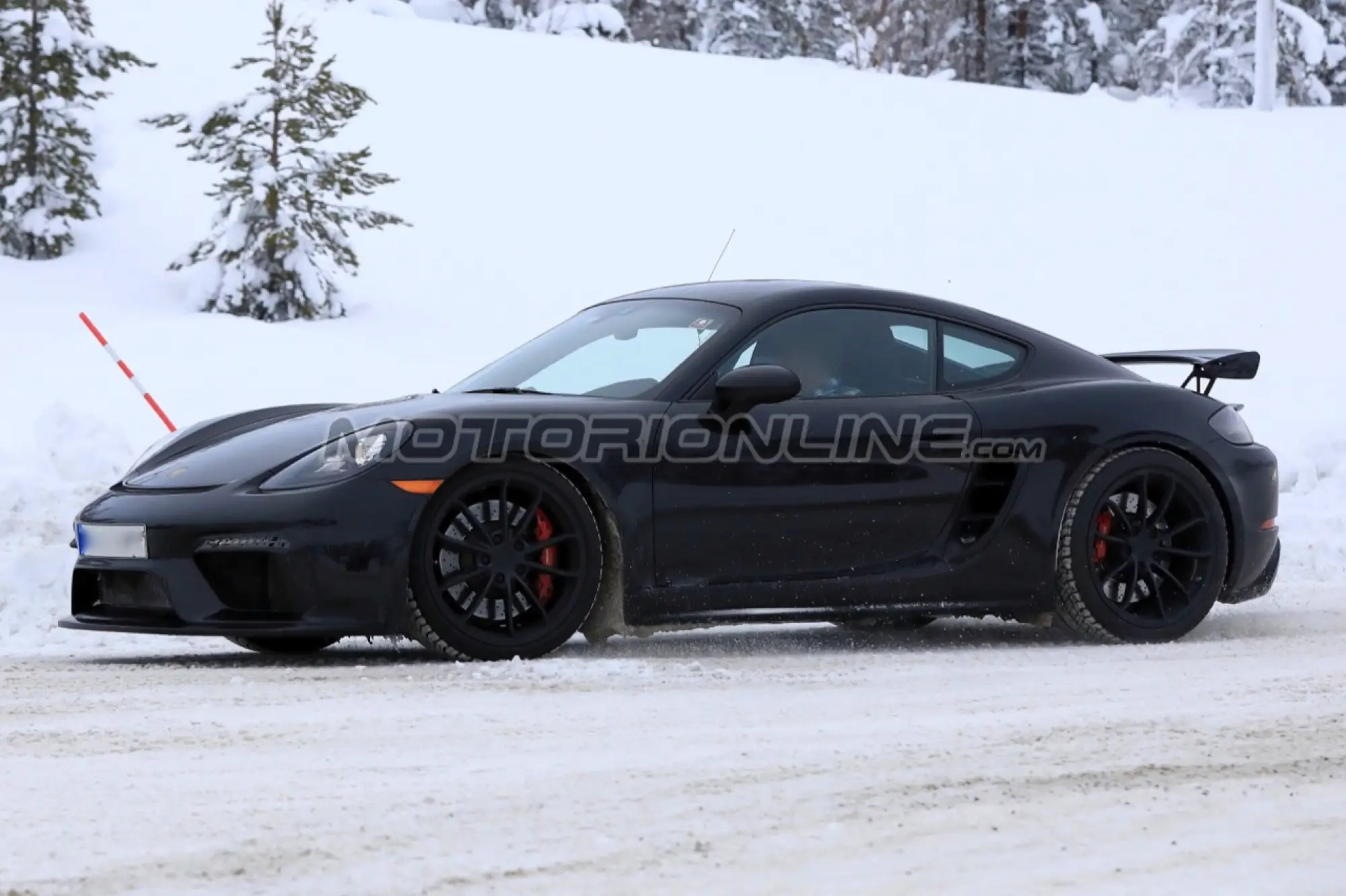 Porsche 718 Cayman GT4 - Foto spia 15-02-2018  - 5