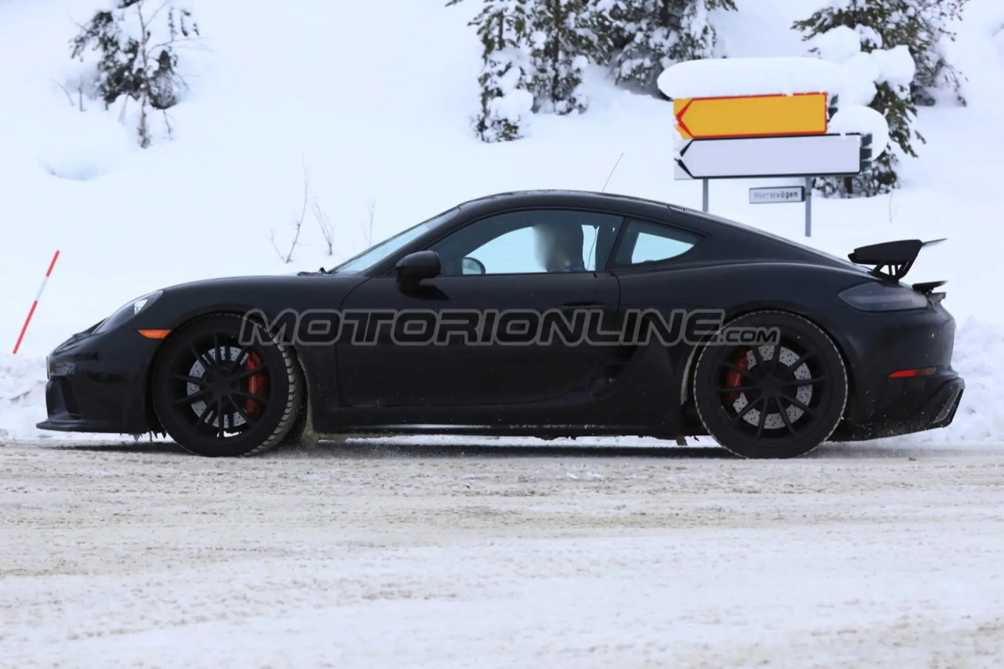 Porsche 718 Cayman GT4 - Foto spia 15-02-2018  - 7