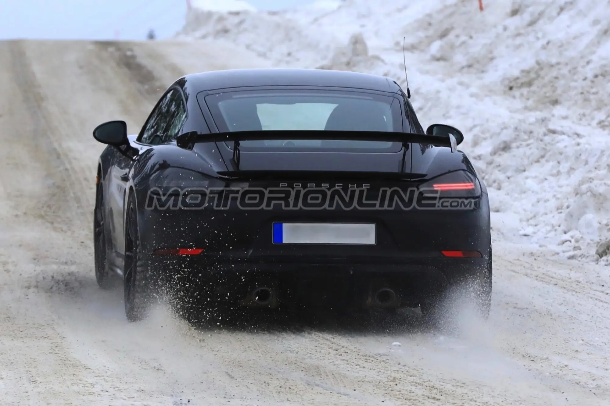 Porsche 718 Cayman GT4 - Foto spia 15-02-2018  - 14
