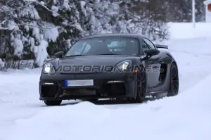 Porsche 718 Cayman GT4 - Foto spia 15-02-2018  - 15