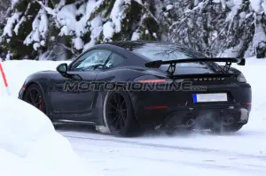 Porsche 718 Cayman GT4 - Foto spia 15-02-2018  - 23