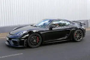 Porsche 718 Cayman GT4 foto spia 26 luglio 2018