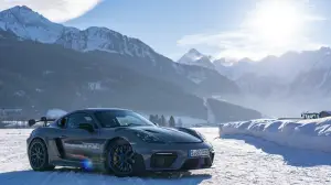 Porsche 718 Cayman GT4 RS eFuel - Foto - 8