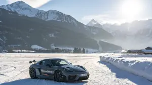 Porsche 718 Cayman GT4 RS eFuel - Foto - 16