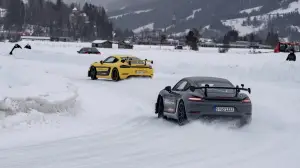 Porsche 718 Cayman GT4 RS eFuel - Foto - 2