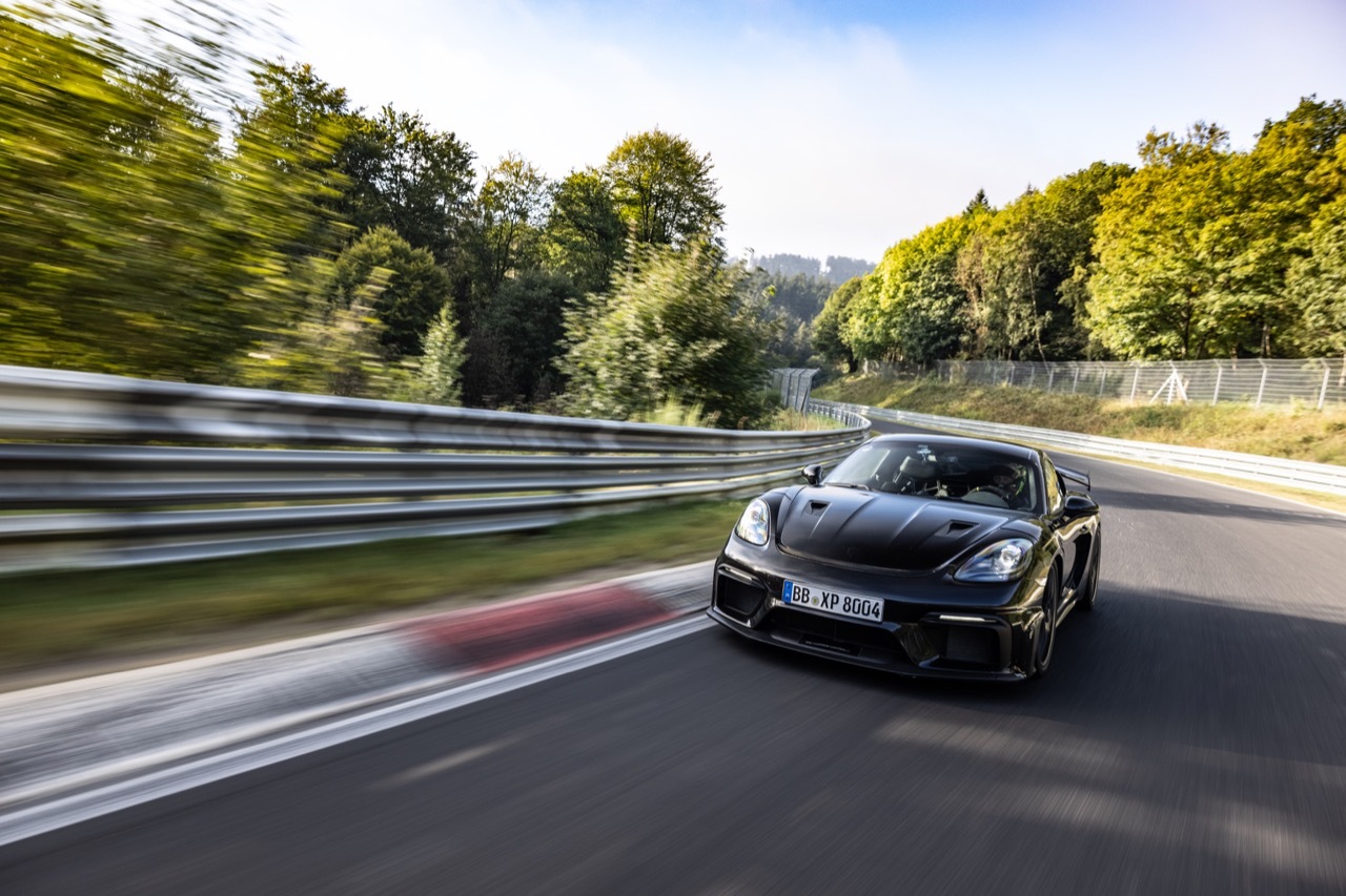 Porsche 718 Cayman GT4 RS - Nurburgring 