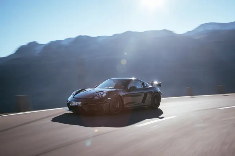 Porsche 718 Cayman GT4 RS - Nurburgring  - 3