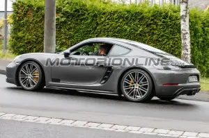 Porsche 718 Cayman GTS foto spia 1 Agosto 2017