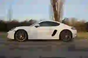 Porsche 718 Cayman: prova su strada 