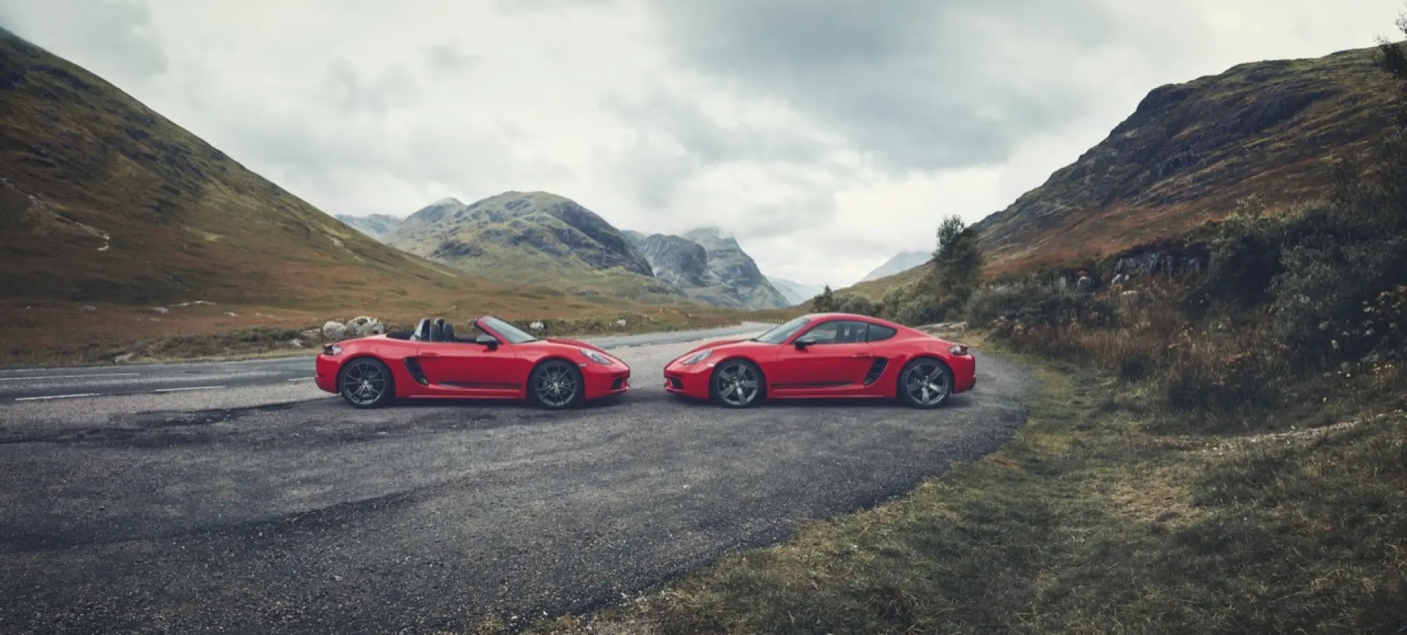 Porsche 718 Cayman T e 718 Boxster T - foto - 1