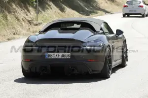 Porsche 718 Spyder RS - Foto Spia 04-08-2022