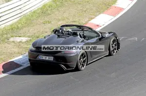 Porsche 718 Spyder RS - Foto spia 10-8-2022 - 7