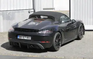 Porsche 718 Spyder RS - Foto spia 13-05-2022