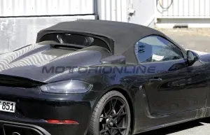 Porsche 718 Spyder RS - Foto spia 13-05-2022