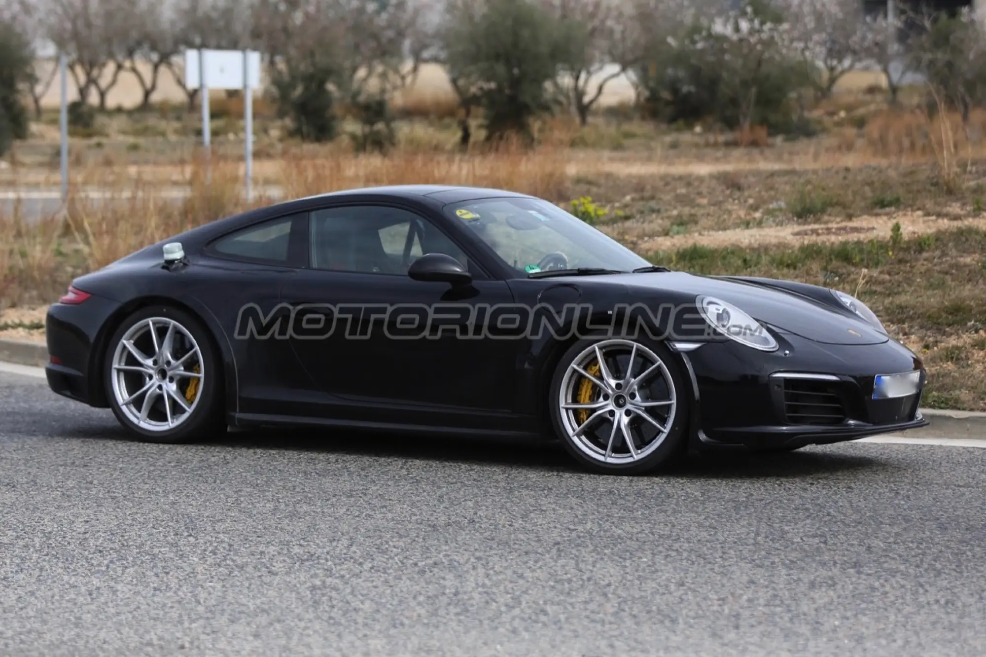 Porsche 911 MY 2018 muletto test - Foto spia 15-03-2016 - 4