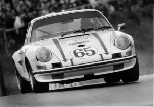 Porsche 911 2.5 S/T del 1972 restaurata