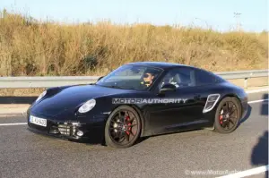 Porsche 911 2012 - Spy shots 19-01-2011