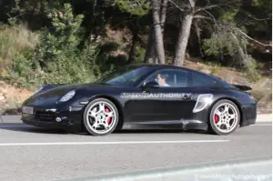 Porsche 911 2012 - Spy shots 19-01-2011