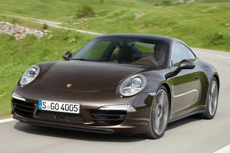 Porsche 911 2012 trazione integrale nuove immagini - 15