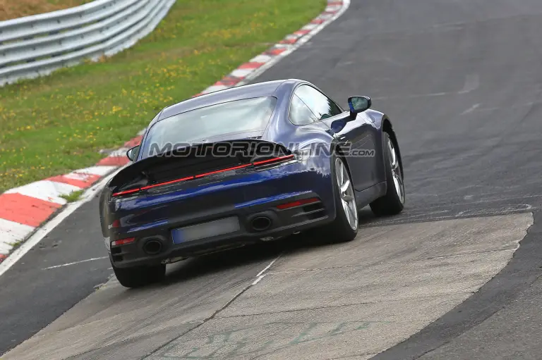 Porsche 911 992 foto spia 6 settembre 2018 - 8