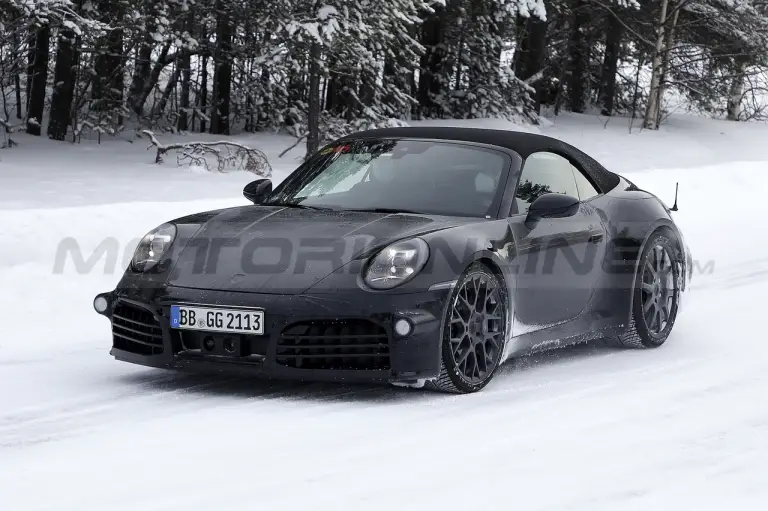 Porsche 911 Cabrio 2023 - Foto Spia 09-02-2022 - 16
