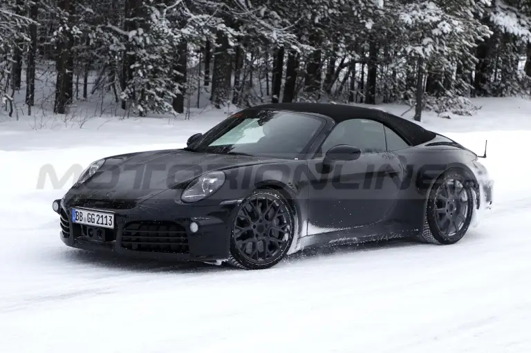 Porsche 911 Cabrio 2023 - Foto Spia 09-02-2022 - 6